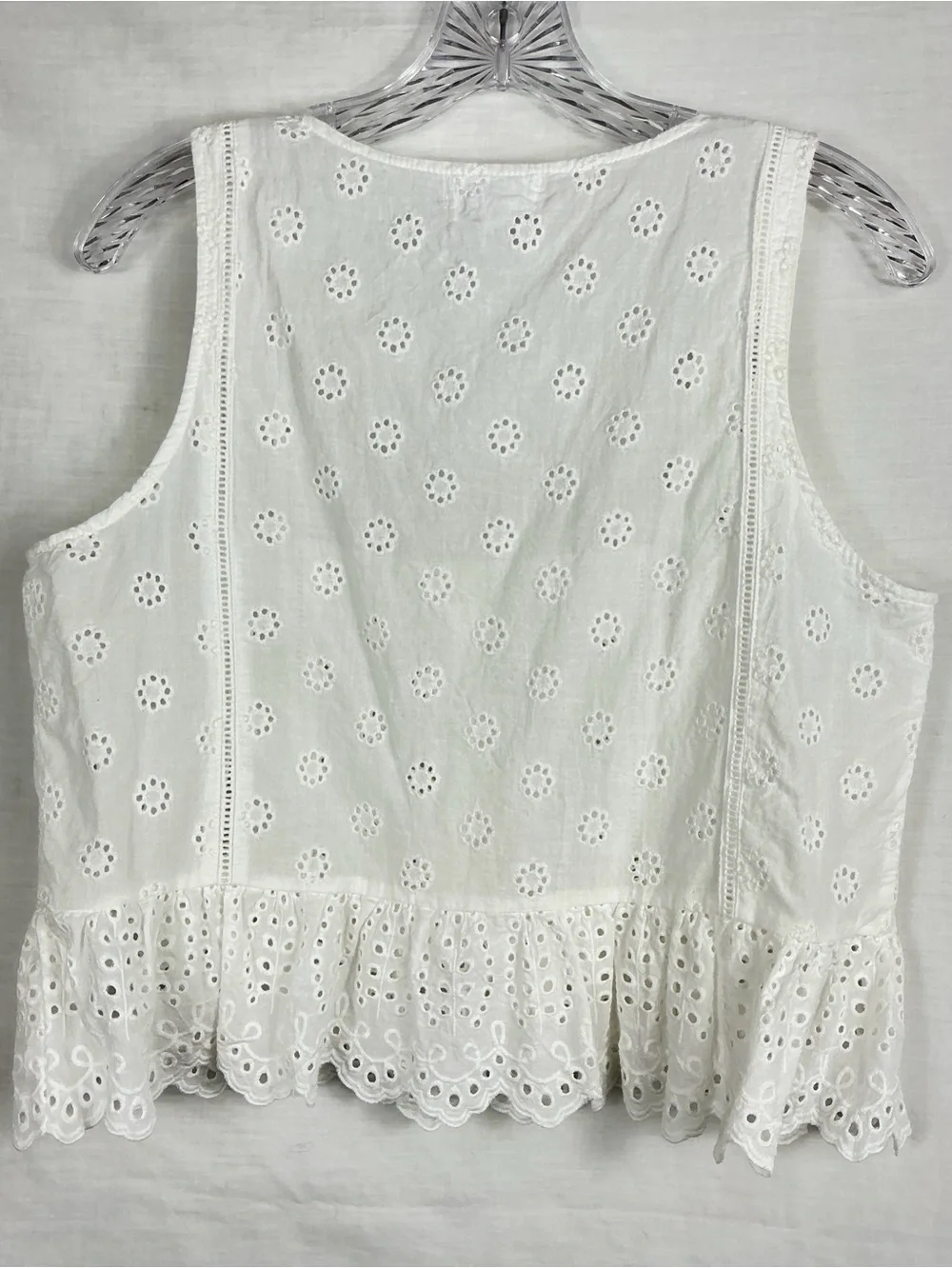 IVY&MAIN White Eyelet Peplum Tank Top